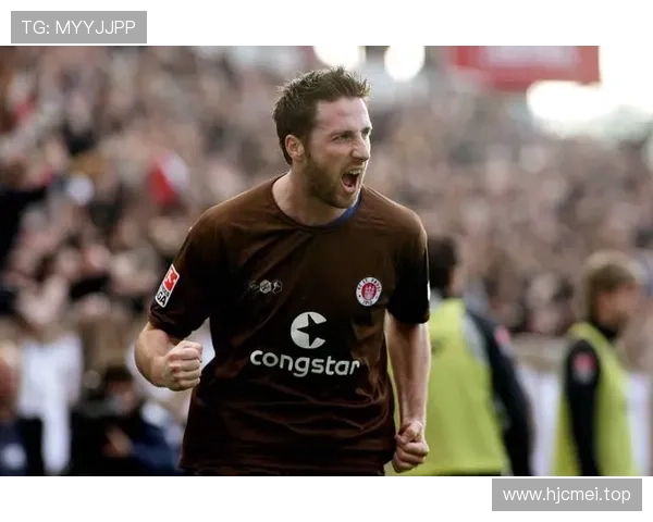 圣保利战汉堡季维加瓦藤田出战